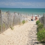 Plage à 50 mètres - Camping 5 étoiles île de Ré