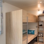 Exemple de chambre lit double PMR  - Camping L'Océan* 5 étoiles
