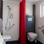 Exemple salle de bain PMR  - Camping L'Océan* 5 étoiles