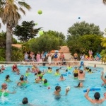 Animations et jeux dans la piscine - Camping 5 étoiles île de Ré