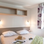 Chambre double avec dressing Confort 2 Chambres - Camping L'Océan* 5 étoiles île de Ré