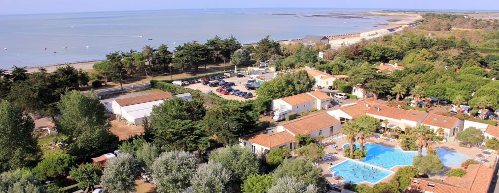 EMPLACEMENT ACCESS AVEC EAU - 2/6 personnes